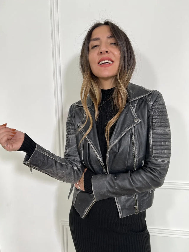 ג'קט אס | Jacket as